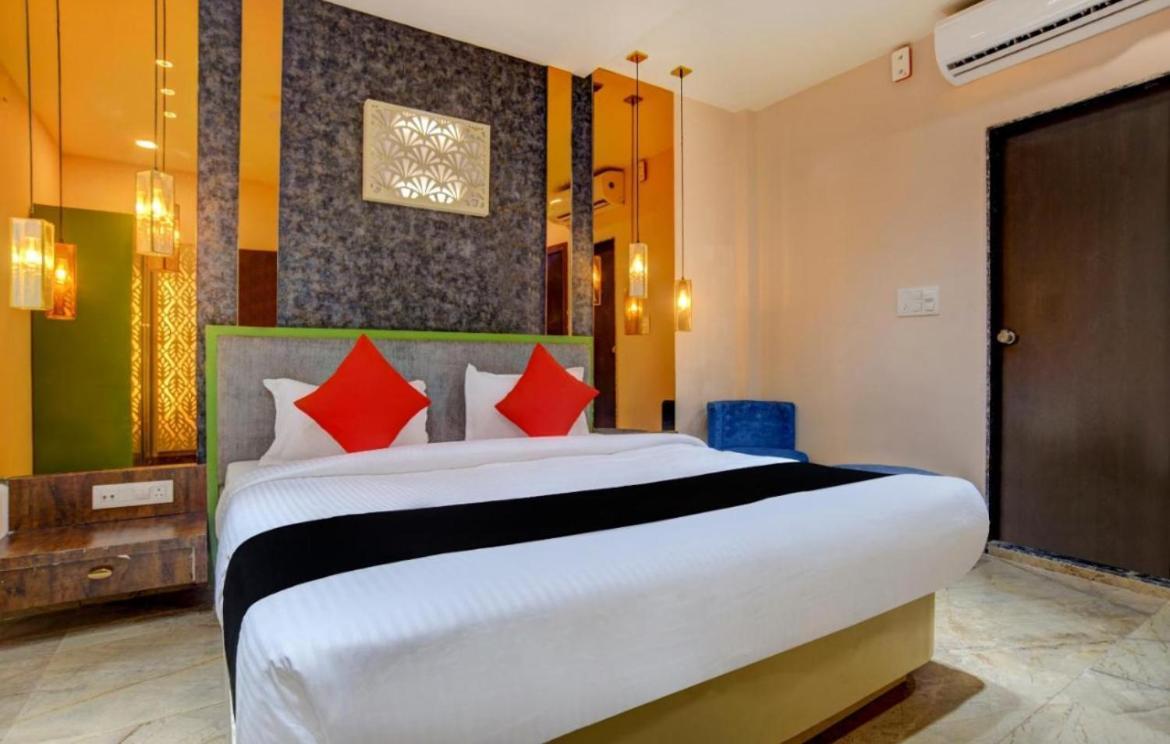 Hotel Vrindavan Prosperity Exterior photo