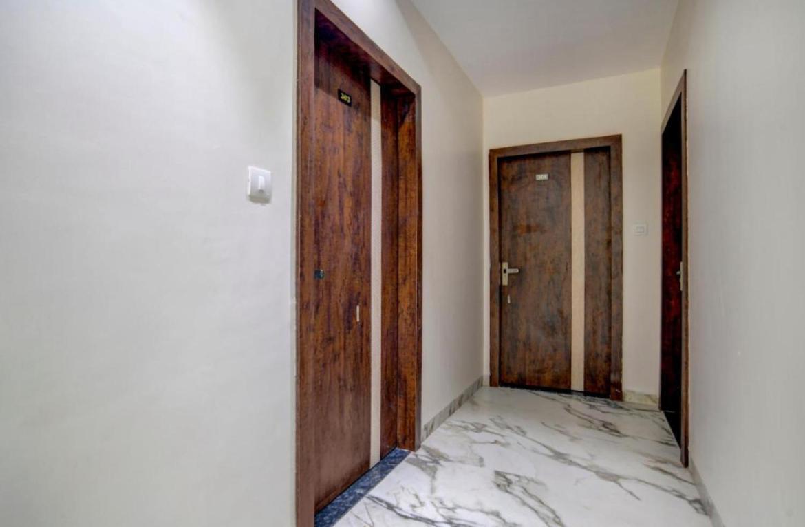 Hotel Vrindavan Prosperity Exterior photo